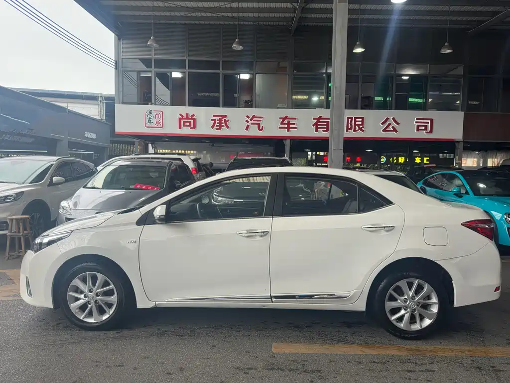 Toyota Corolla 2014 1.8L CVT GLX-i