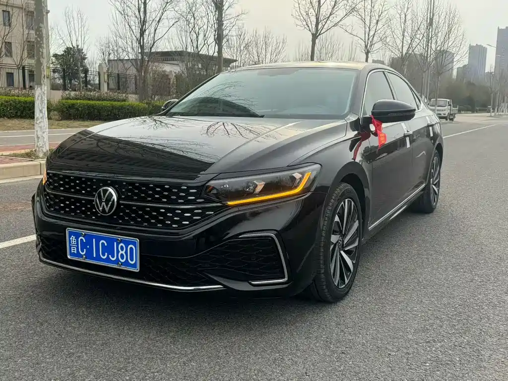 Volkswagen Passat 2022