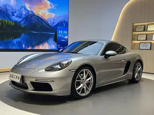 PORSCHE 718