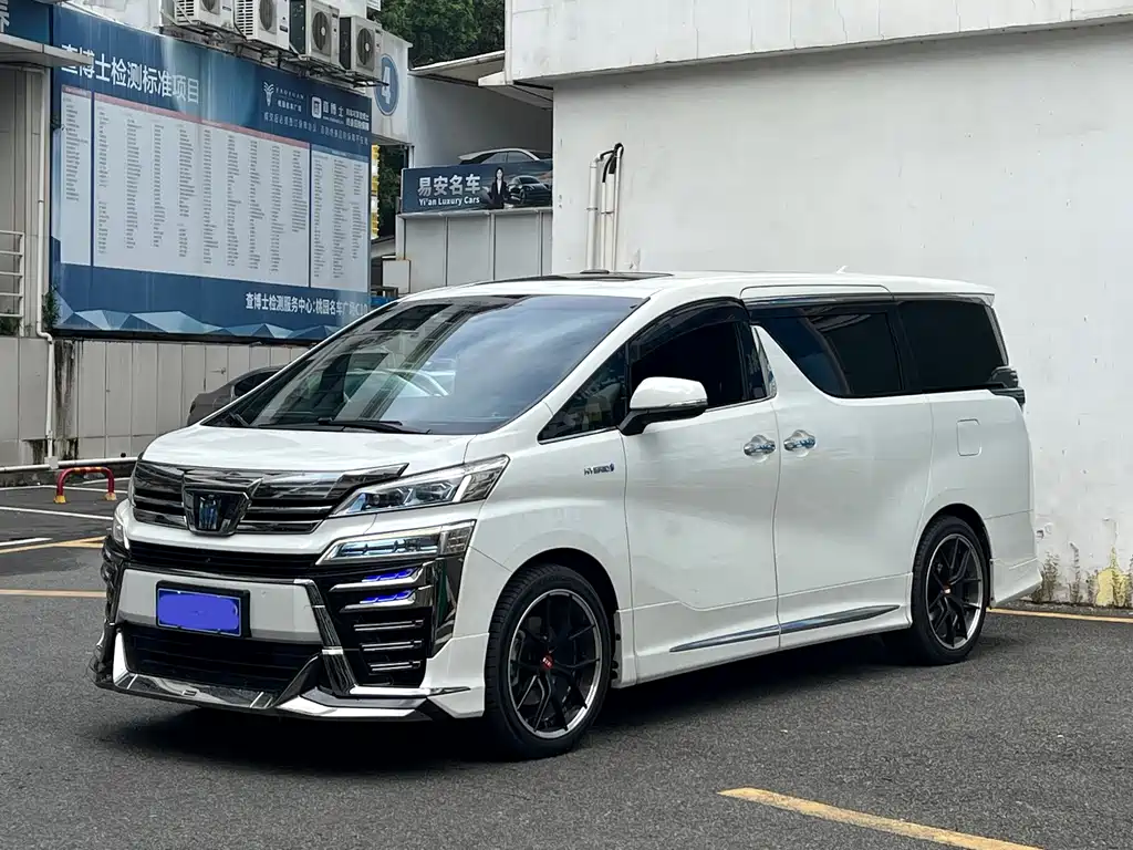 Toyota Vellfire — миниатюра 10