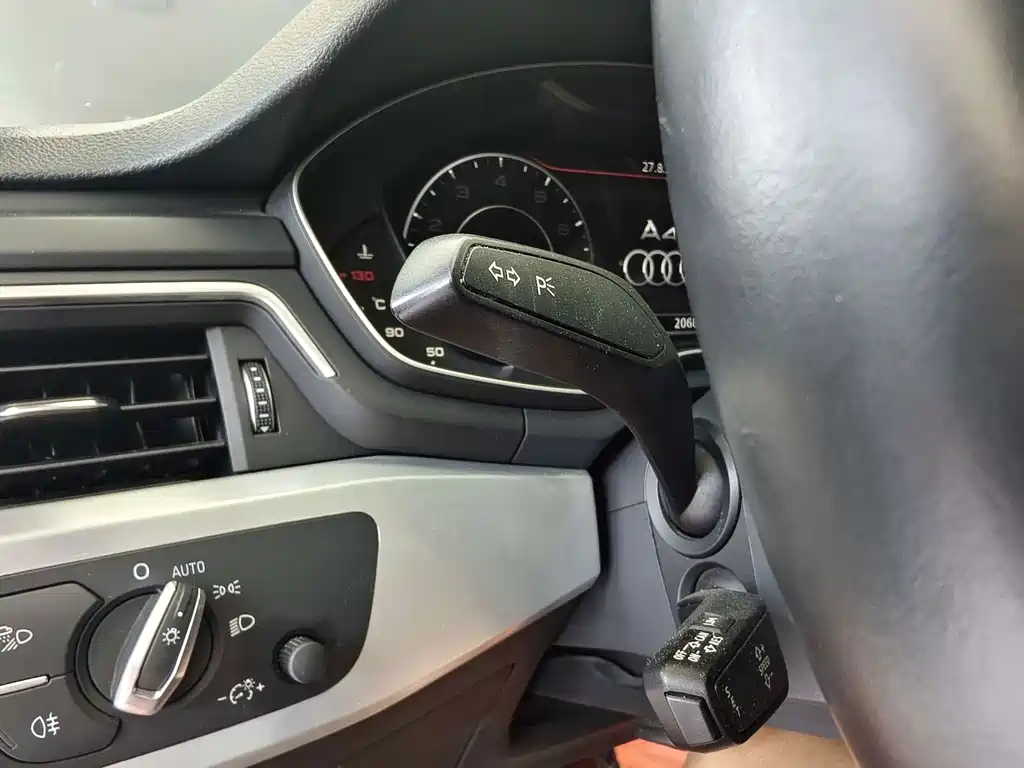 Audi A4L — миниатюра 10