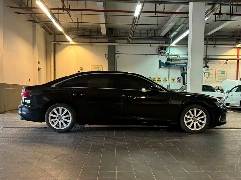 Audi A6L 2021 40 TFSI Luxury