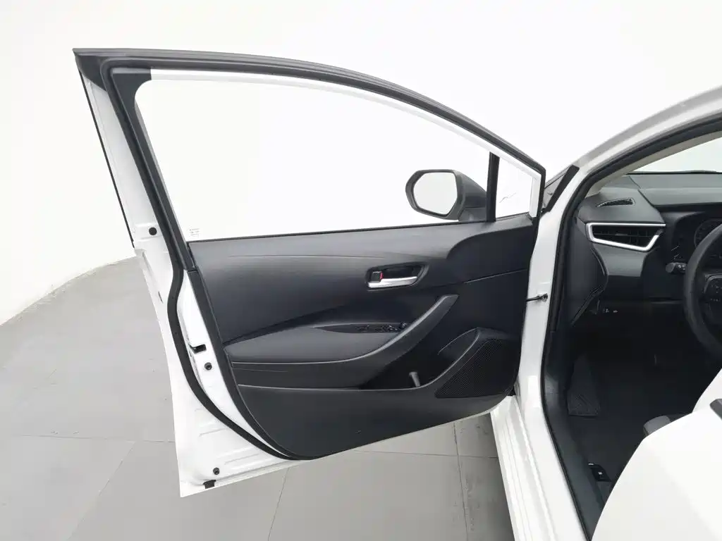 Toyota Corolla — миниатюра 8