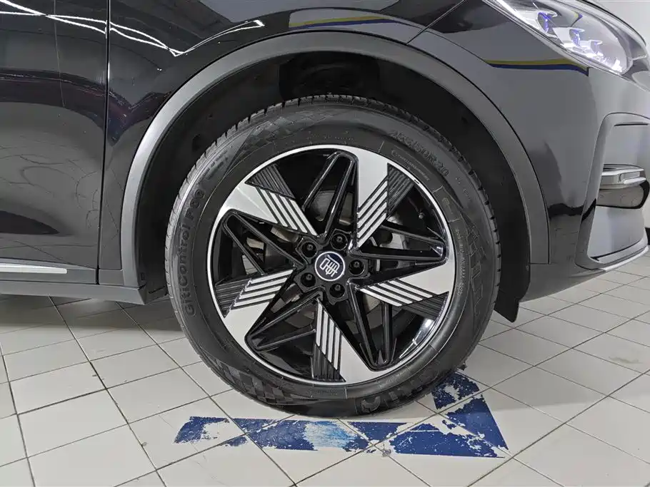 BYD Tang 2023 DM-i Champion 112KM Luxury