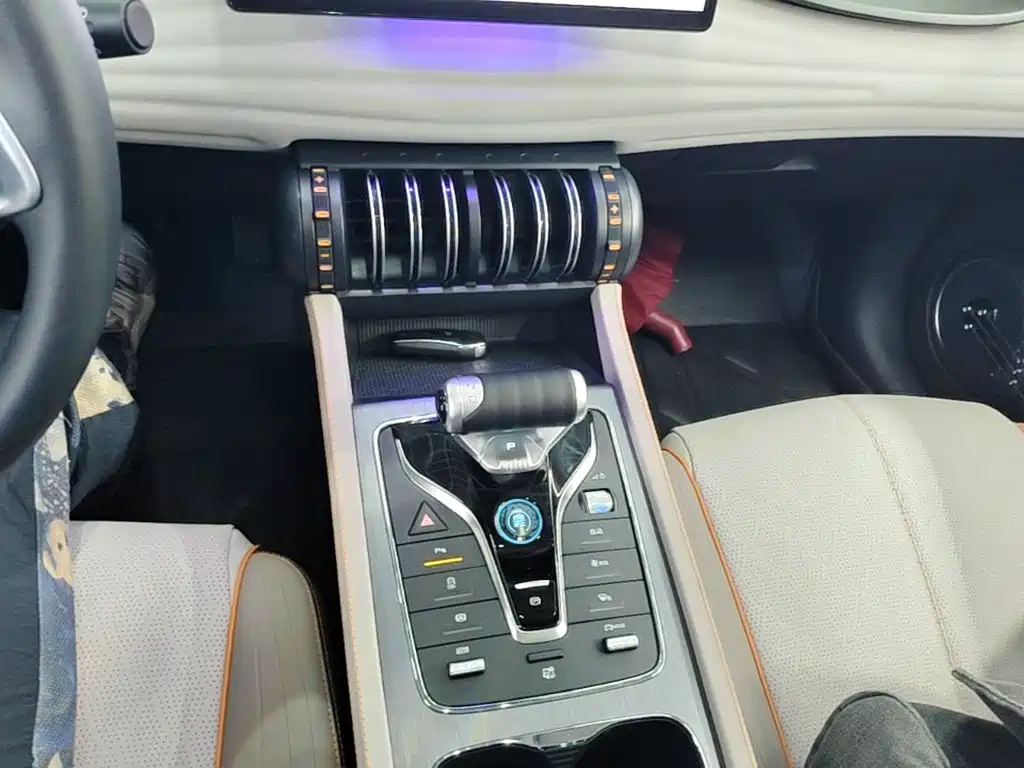 BYD Yuan Plus — миниатюра 14