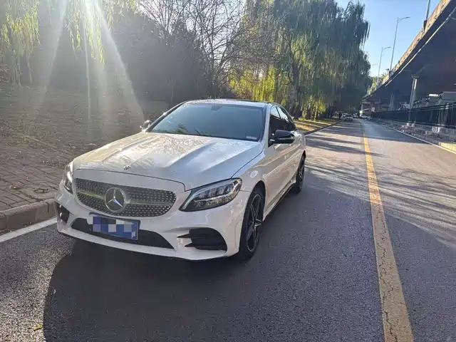 MERCEDES BENZ C CLASS