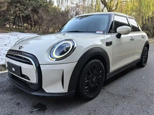 MINI 