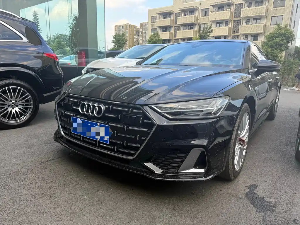 Audi A7L