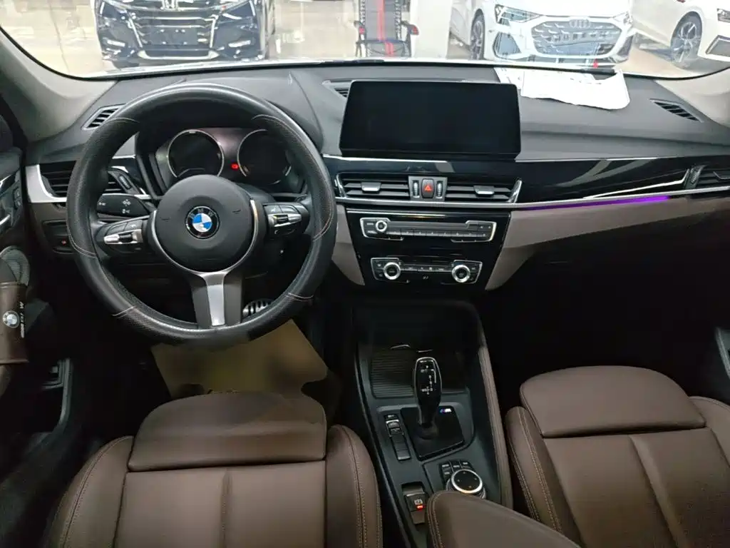 BMW X1 — миниатюра 10