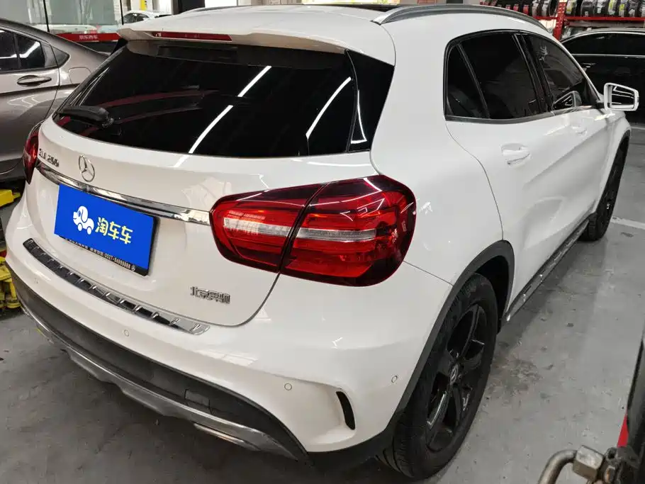 Mercedes-Benz GLA — миниатюра 3