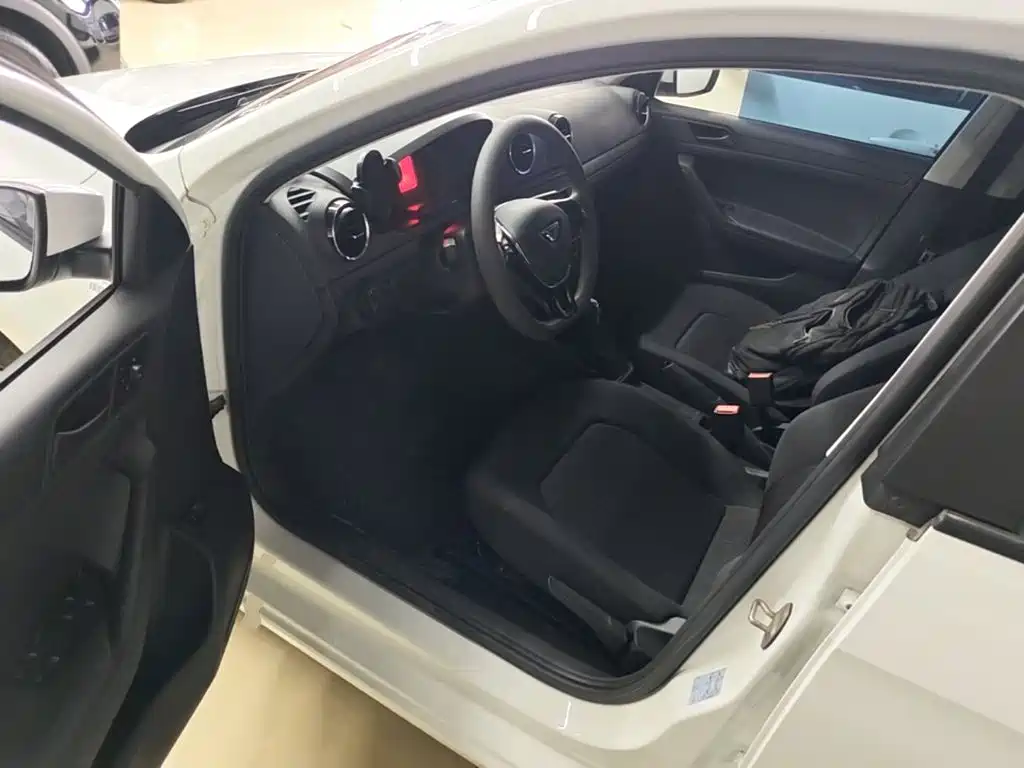 Jetta VA3 — миниатюра 16