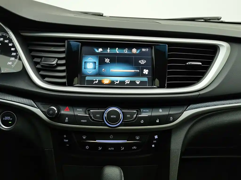 Buick Excelle — миниатюра 12