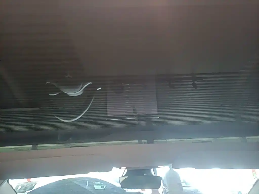 Tesla Model 3 — миниатюра 18