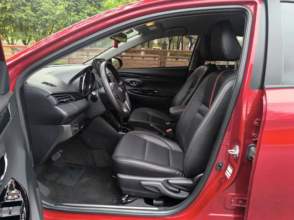 TOYOTA YARIS L ZHIXUAN