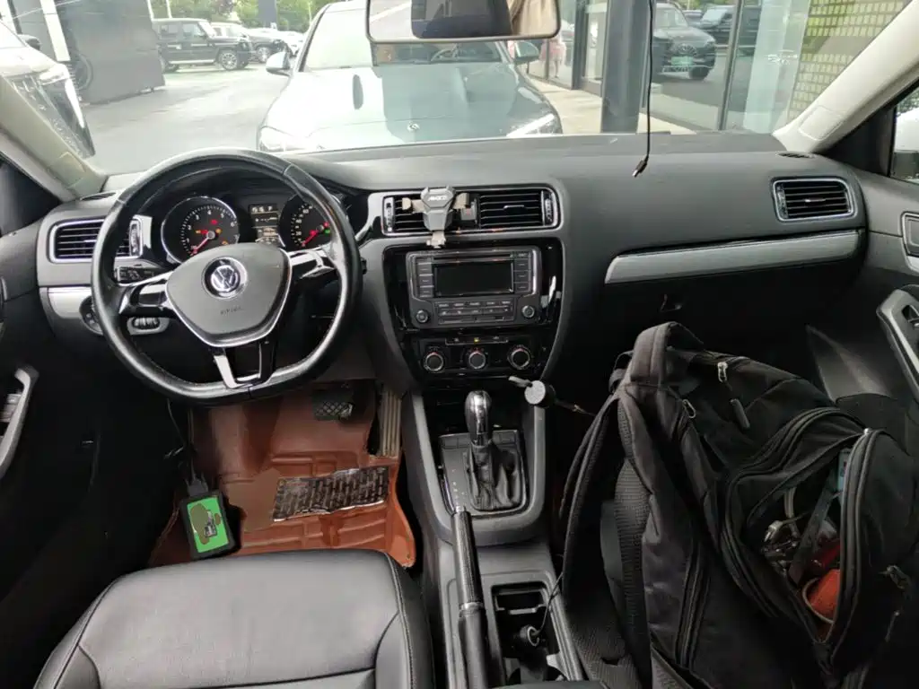 Volkswagen Sagitar — миниатюра 14