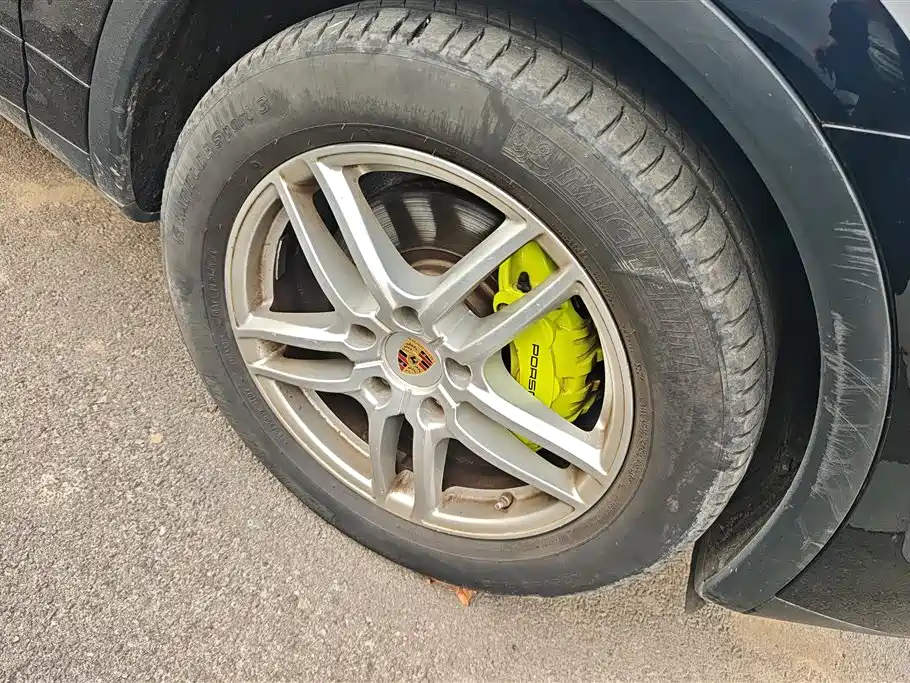 PORSCHE CAYENNE NEW ENERGY