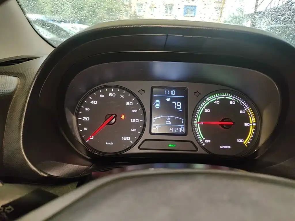 Roewe Clever — миниатюра 12