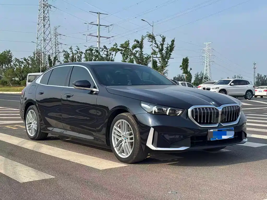 BMW 5 Series 5 2024 525Li Luxury
