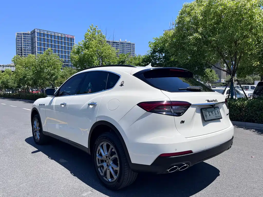 Maserati Levante — миниатюра 8