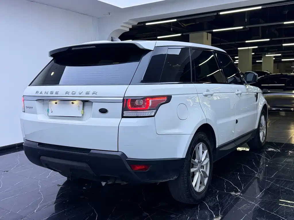 Land Rover Sport — миниатюра 12