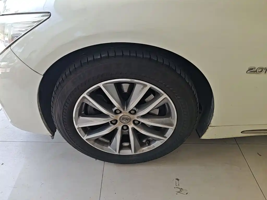 Infiniti Q50L — миниатюра 23