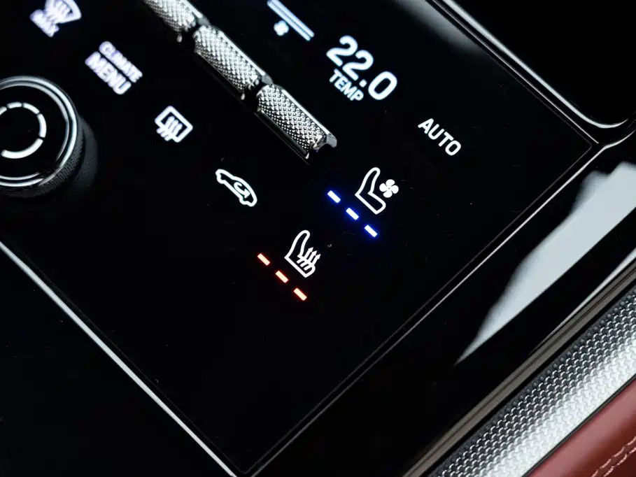 Porsche Panamera — миниатюра 24