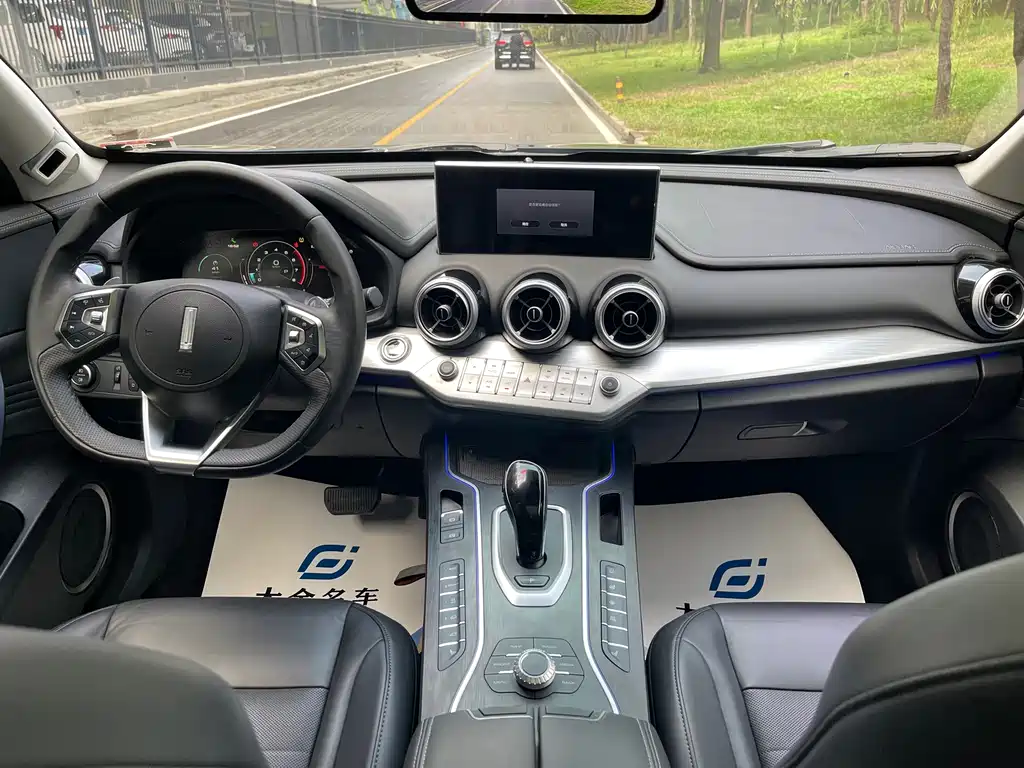 Wey Wey VV7 — миниатюра 4