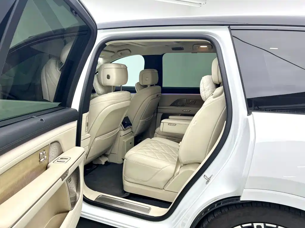 NIO ES8 — миниатюра 9
