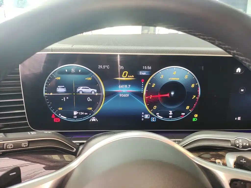 Mercedes-Benz GLE (Import) — миниатюра 12