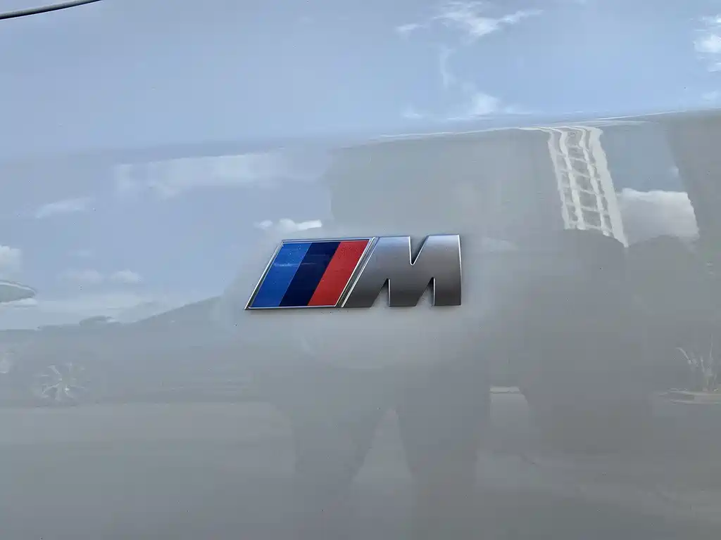 BMW 5 Series — миниатюра 9