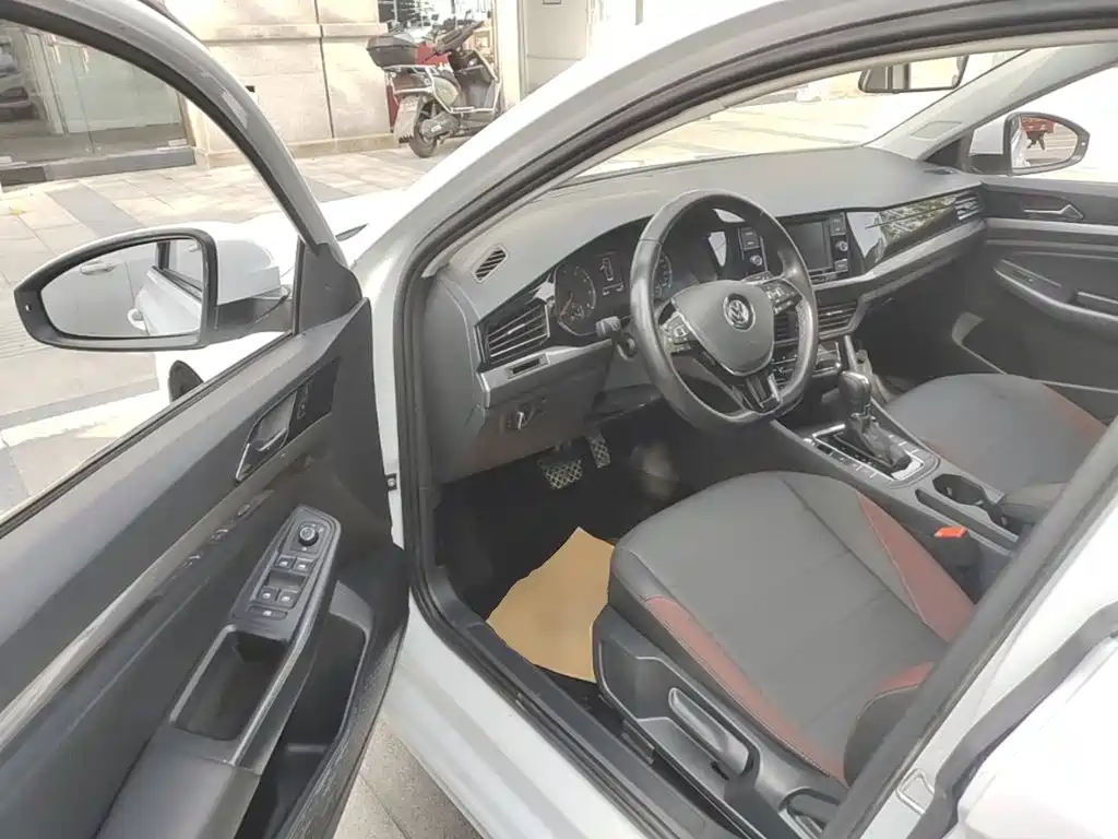 Volkswagen Bora — миниатюра 16