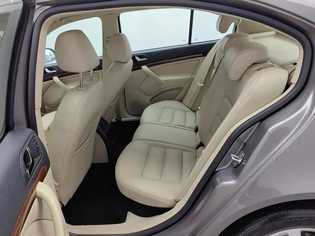 Skoda Octavia — миниатюра 15