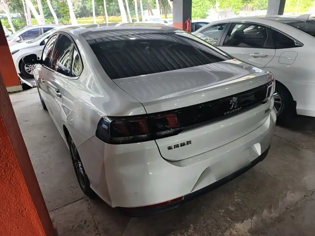 Peugeot 308 — миниатюра 5