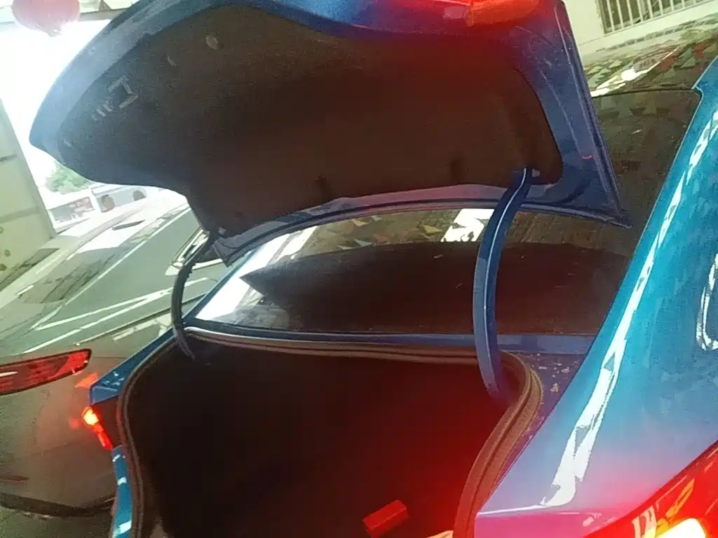 Buick Verano — миниатюра 19