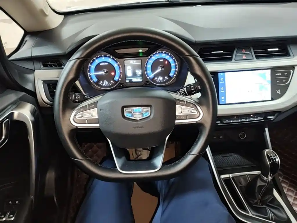 Geely Vision X3 — миниатюра 11