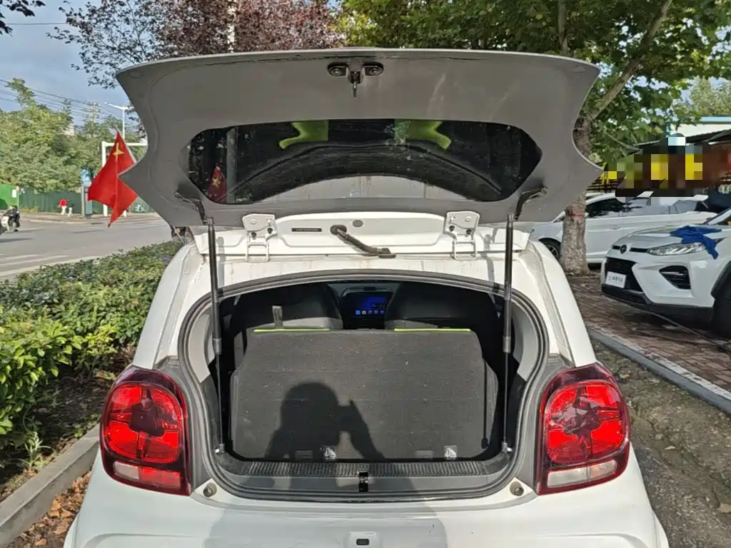 Roewe Clever — миниатюра 19