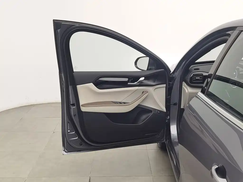 BYD Qin PLUS — миниатюра 8