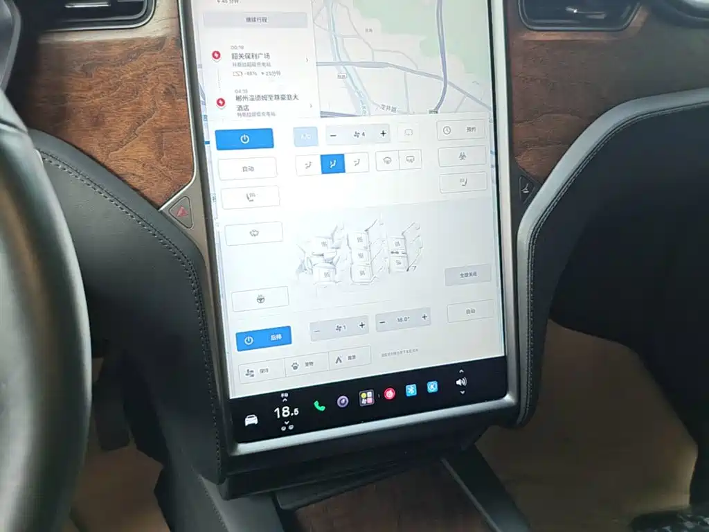 Tesla Model X — миниатюра 13