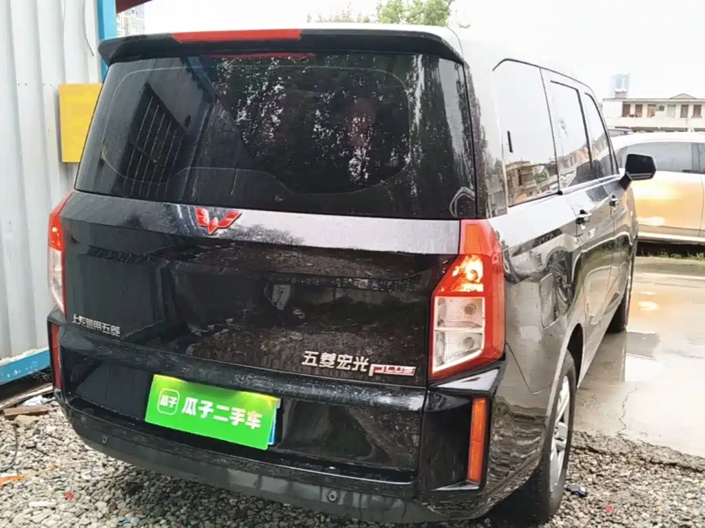 Wuling Hongguang PLUS — миниатюра 7