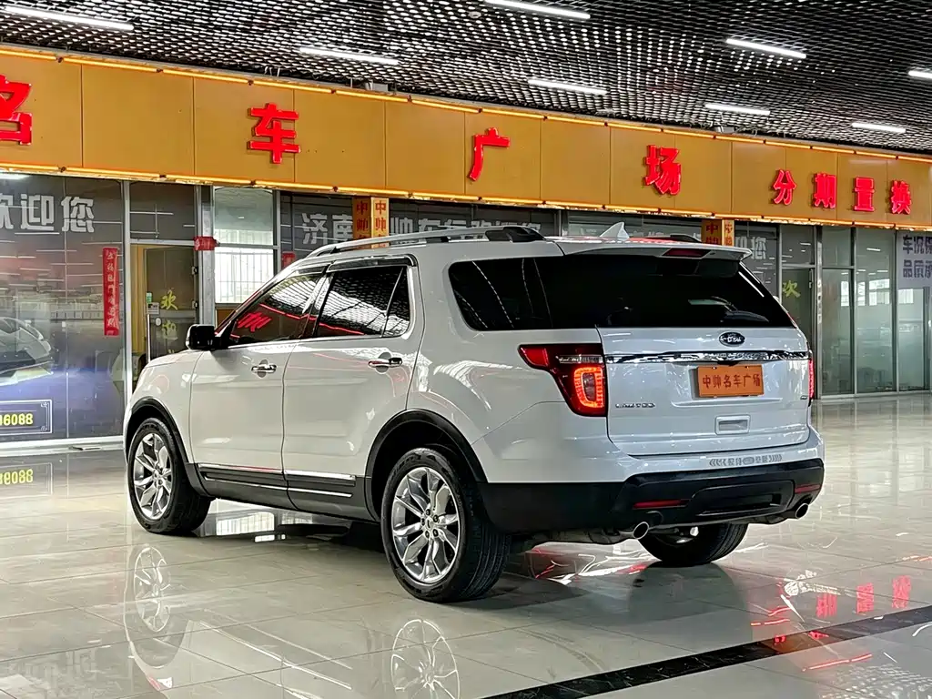 Ford Explorer (Import) — миниатюра 6