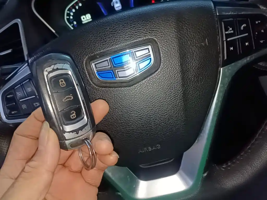 Geely Vision X6 — миниатюра 9