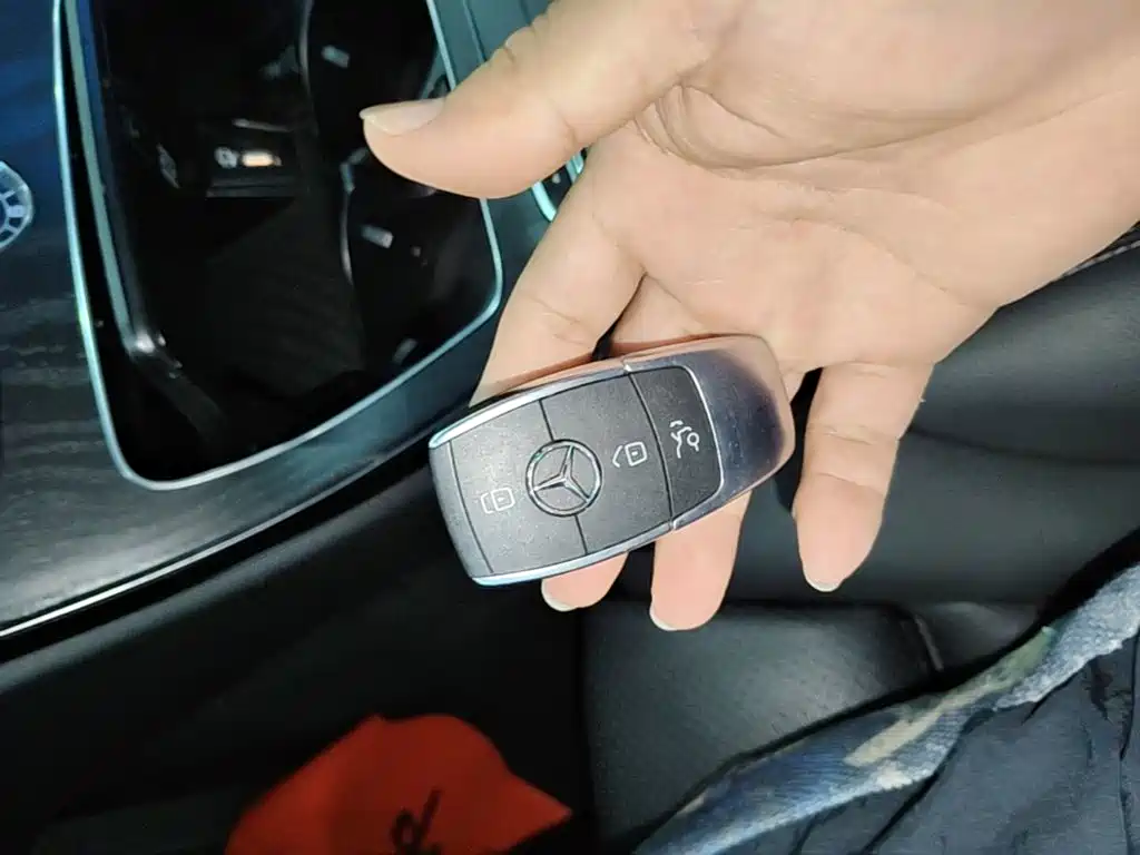 Mercedes-Benz C-Class — миниатюра 9