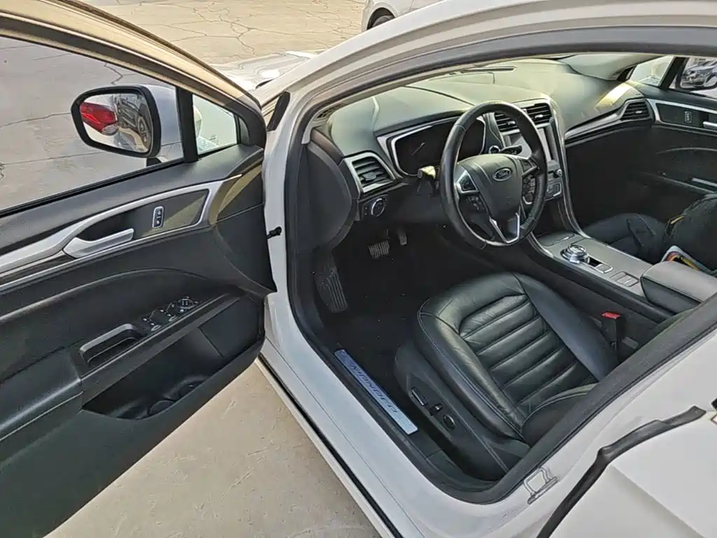 Ford Mondeo — миниатюра 16