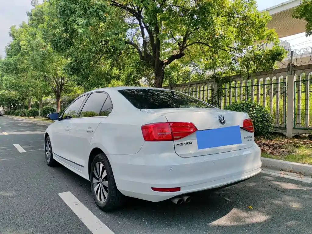 Volkswagen Sagitar — миниатюра 9