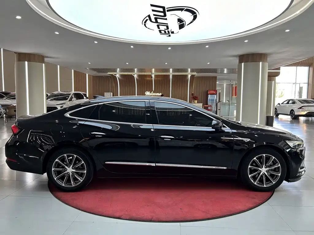 Buick LaCrosse — миниатюра 4