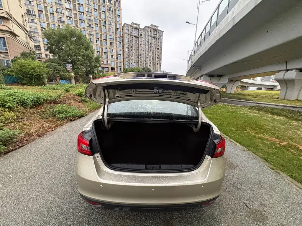 Chery Arrizo 5 — миниатюра 16