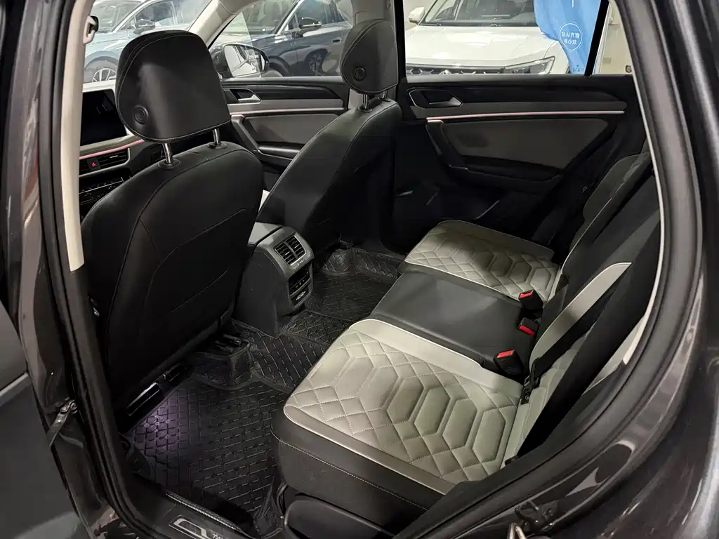 Volkswagen Tayron — миниатюра 7