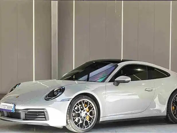 Porsche 911 2021