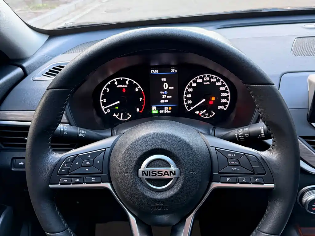 Nissan Teana — миниатюра 20