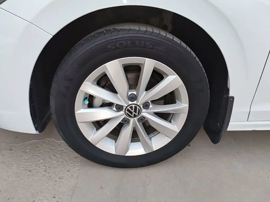 Volkswagen Bora — миниатюра 23